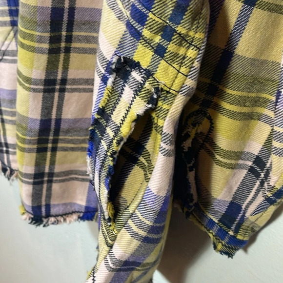 We The Free Summer Daydream Plaid Button down size medium - Picture 7 of 9